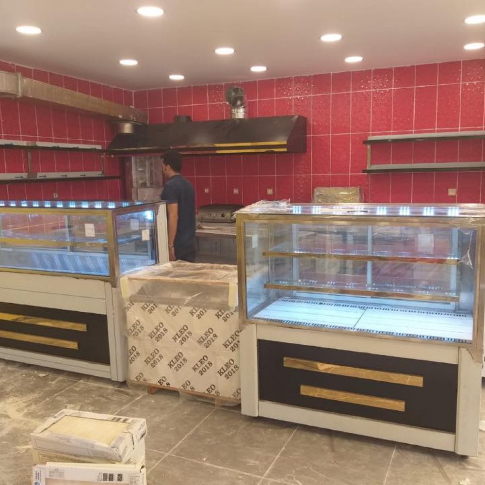 RETRO CAFE